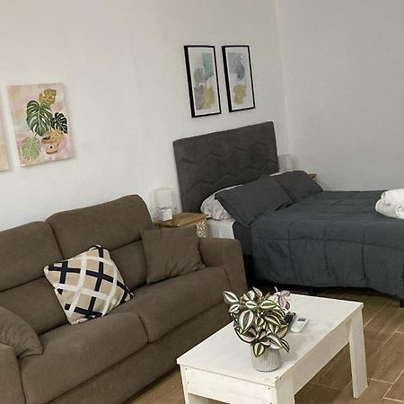 Rockside Residences Suites La Linea N3 La Línea de la Concepción Kültér fotó