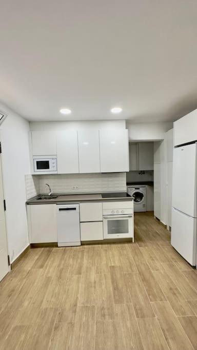 Rockside Residences Suites La Linea N3 La Línea de la Concepción Kültér fotó
